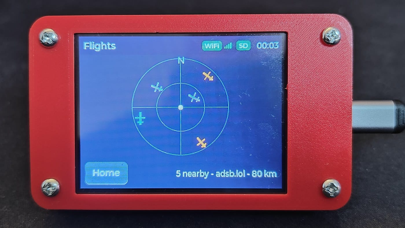 Nearby aircraft plotted on the CYD Desk Dashboard radar screen